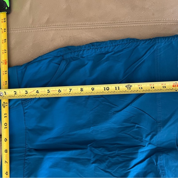 Columbia Omni-Shield Blue Active Skort size medium - Picture 7 of 7